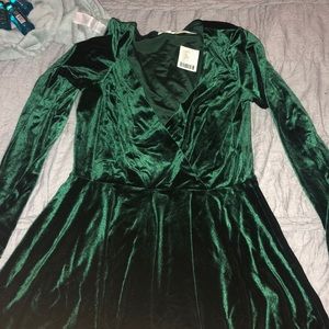 velvet green plunge dress